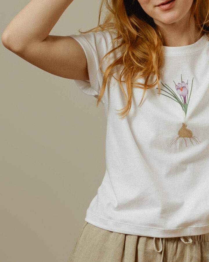 tricou brodat brandusa