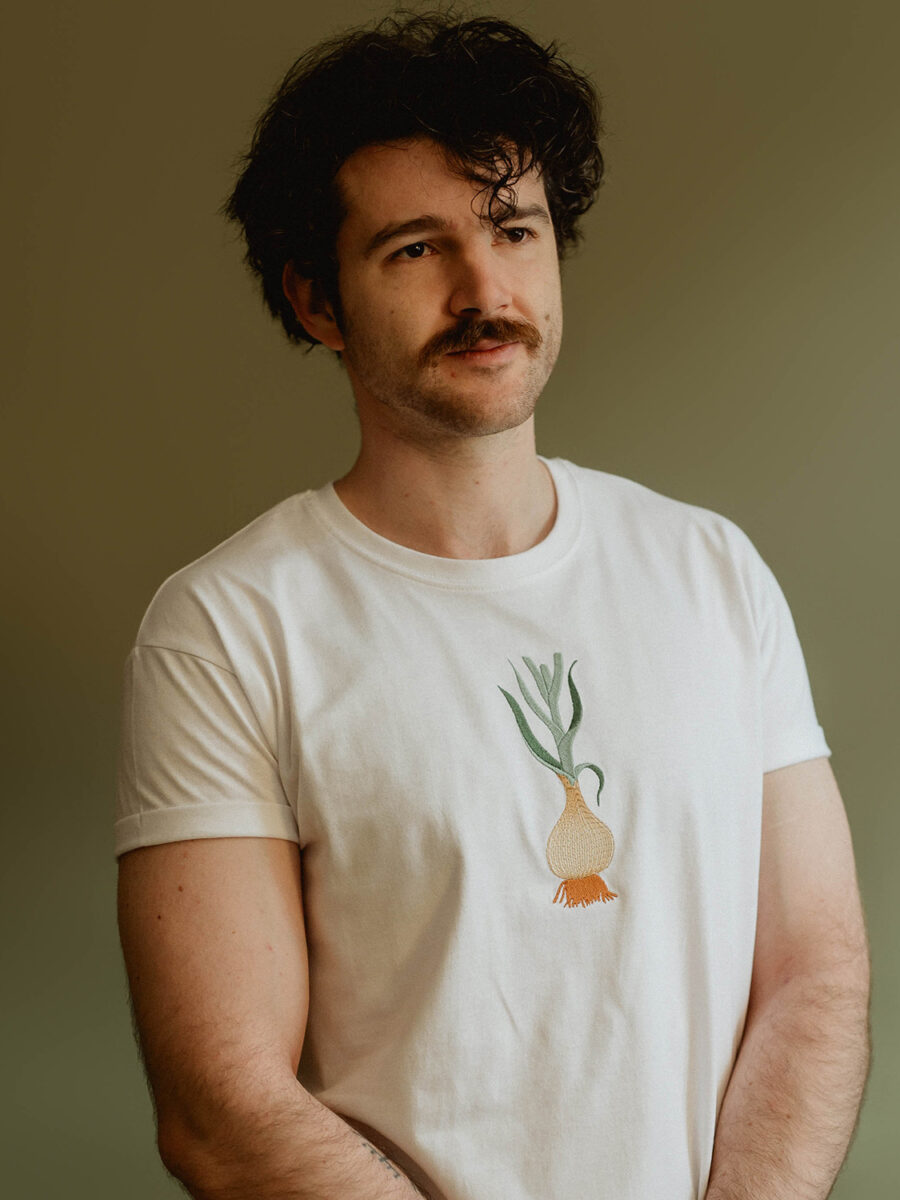 TRICOU BRODAT – Usturoi